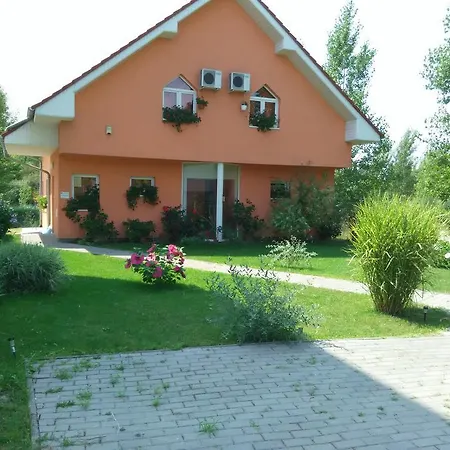 Apartman - Nora